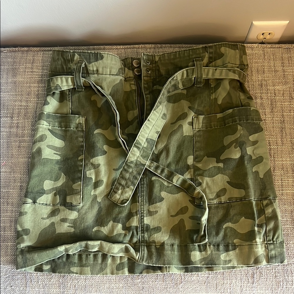 Camo Skirt with Belt-Hollister Ultra High-Rise Skirt